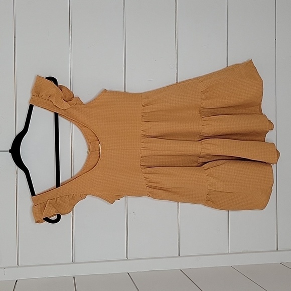 MORGAN CLAIRE small orange ruffled romper - Picture 2 of 5